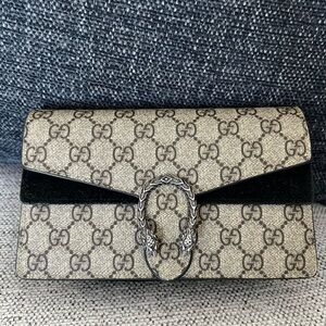 Gucci crossbody bag